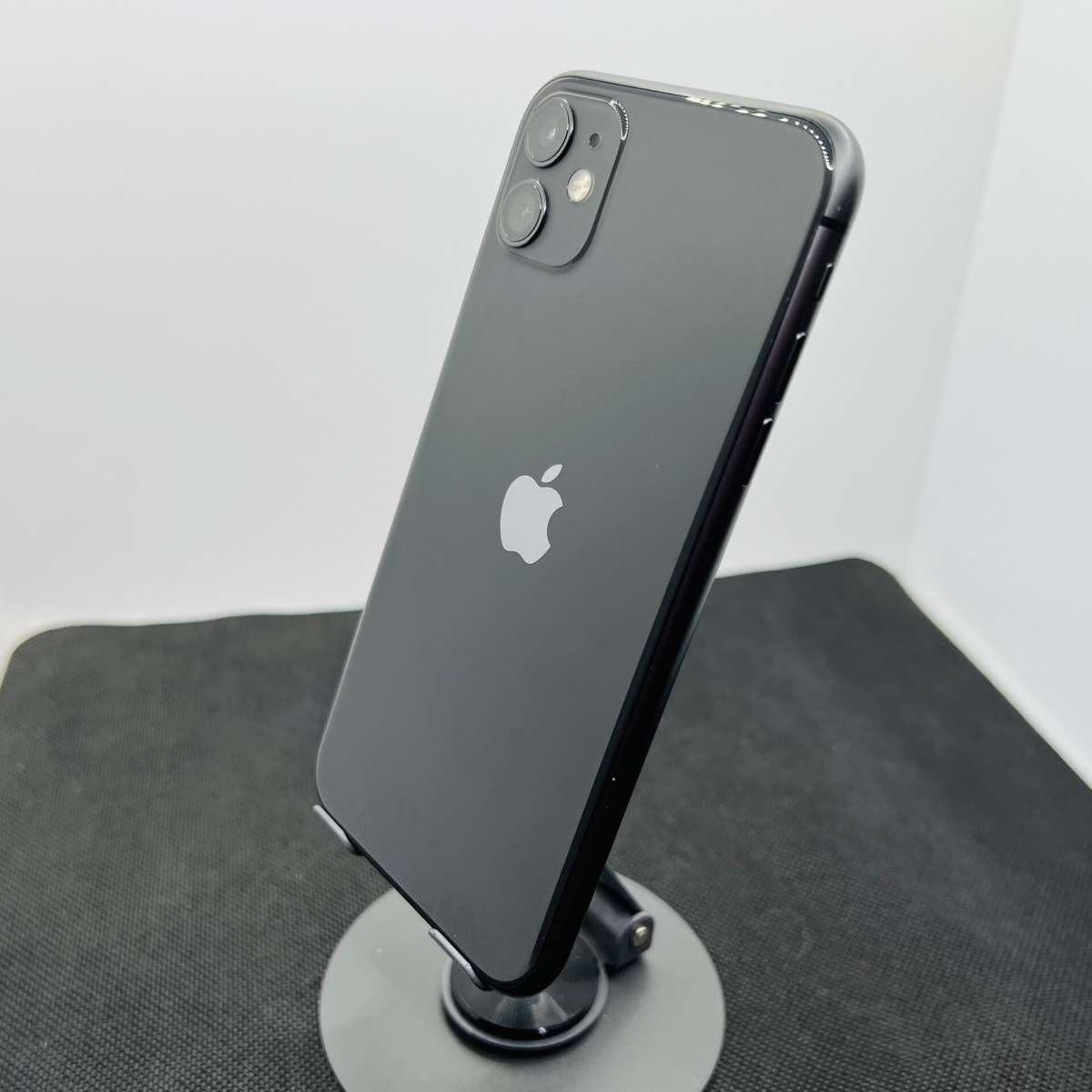Apple iPhone 11 64GB Black (Condition: Good)