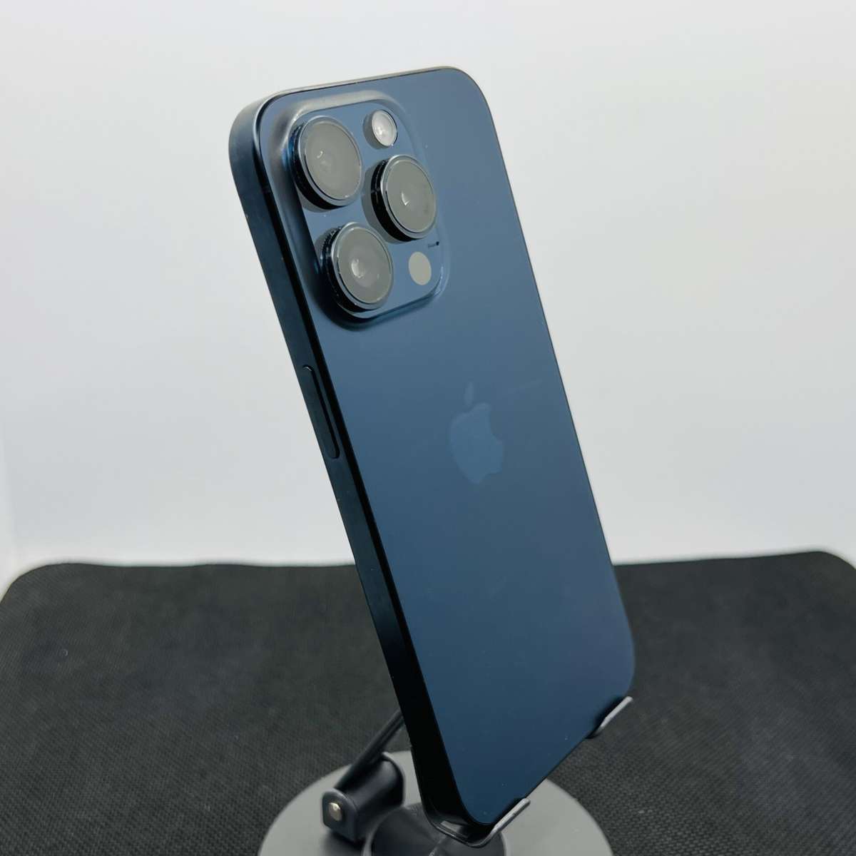 Apple iPhone 15 Pro 128GB Blue Titanium (Condition: Good)