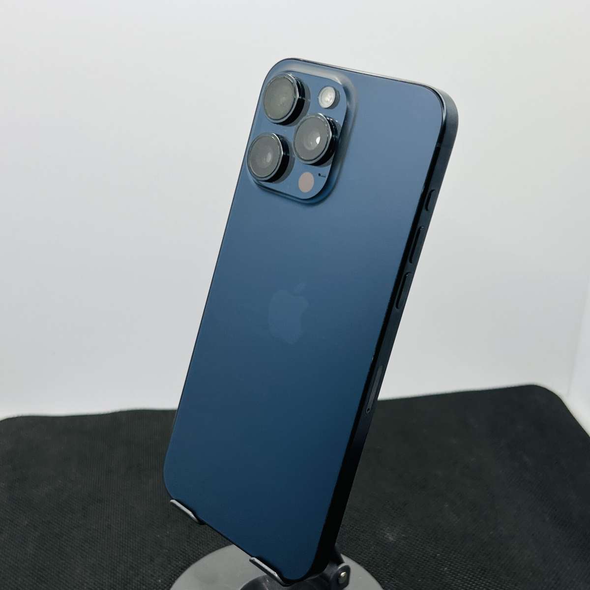 Apple iPhone 15 Pro Max 256GB Blue Titanium - Face ID Not Working (Condition: Good)
