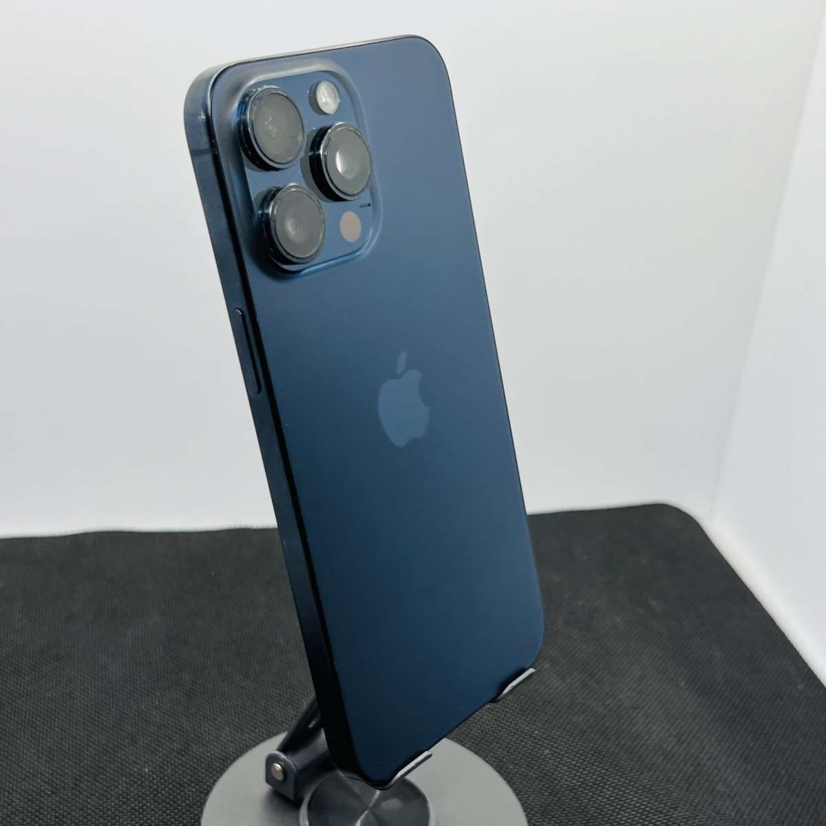 Apple iPhone 15 Pro Max 256GB Blue Titanium - Face ID Not Working (Condition: Good)