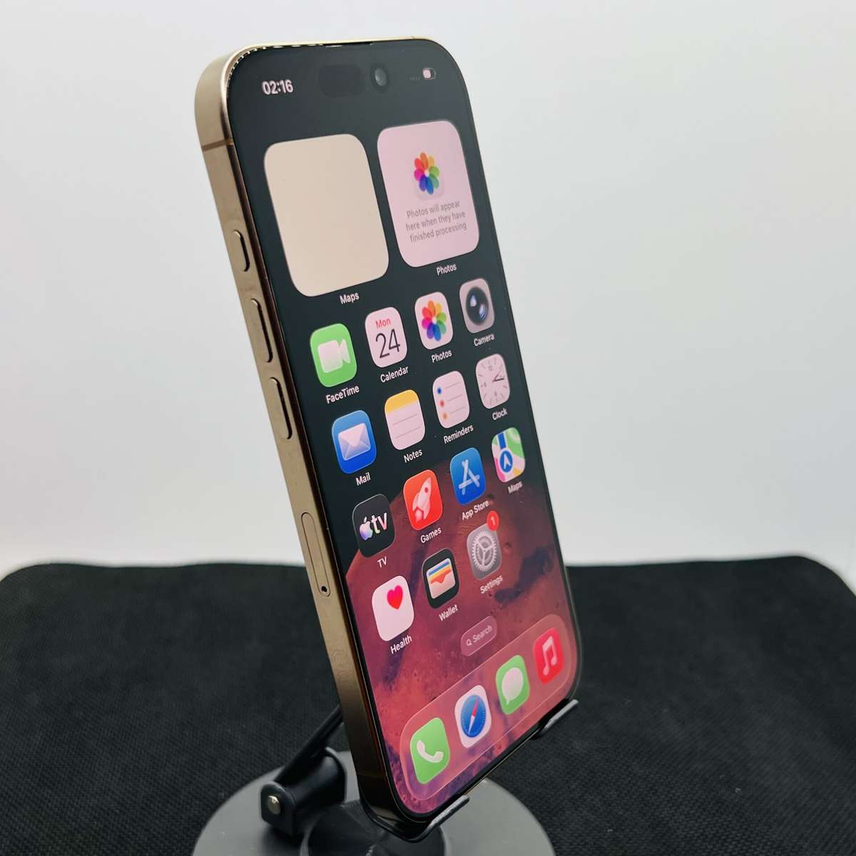 Apple iPhone 16 Pro 256GB Desert Titanium (Condition: Good)