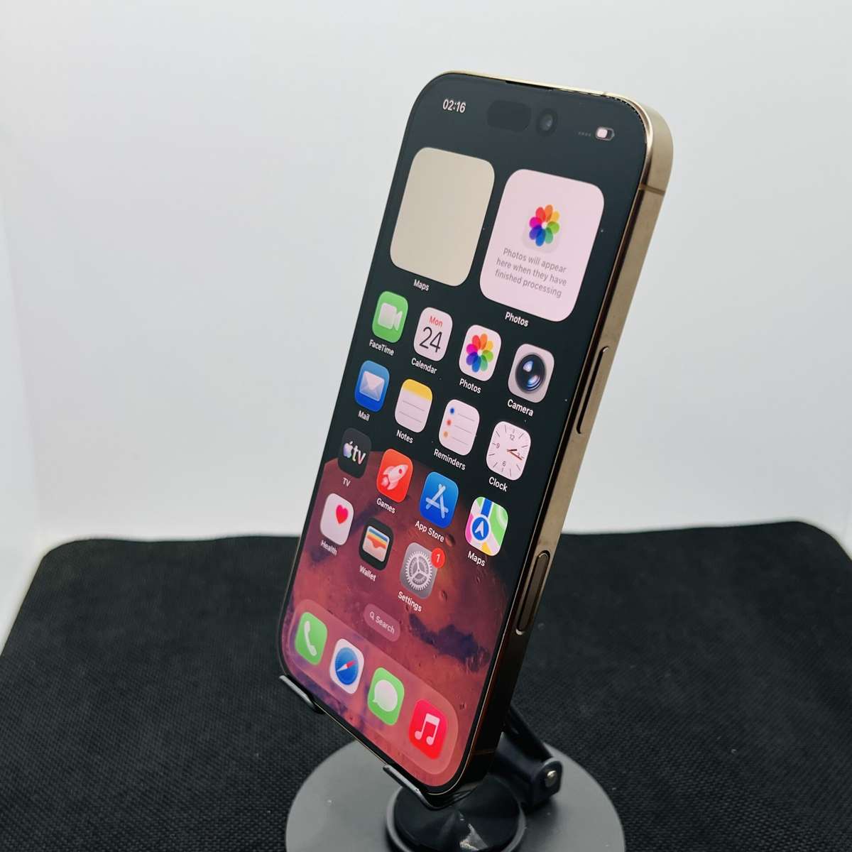 Apple iPhone 16 Pro 256GB Desert Titanium (Condition: Good)