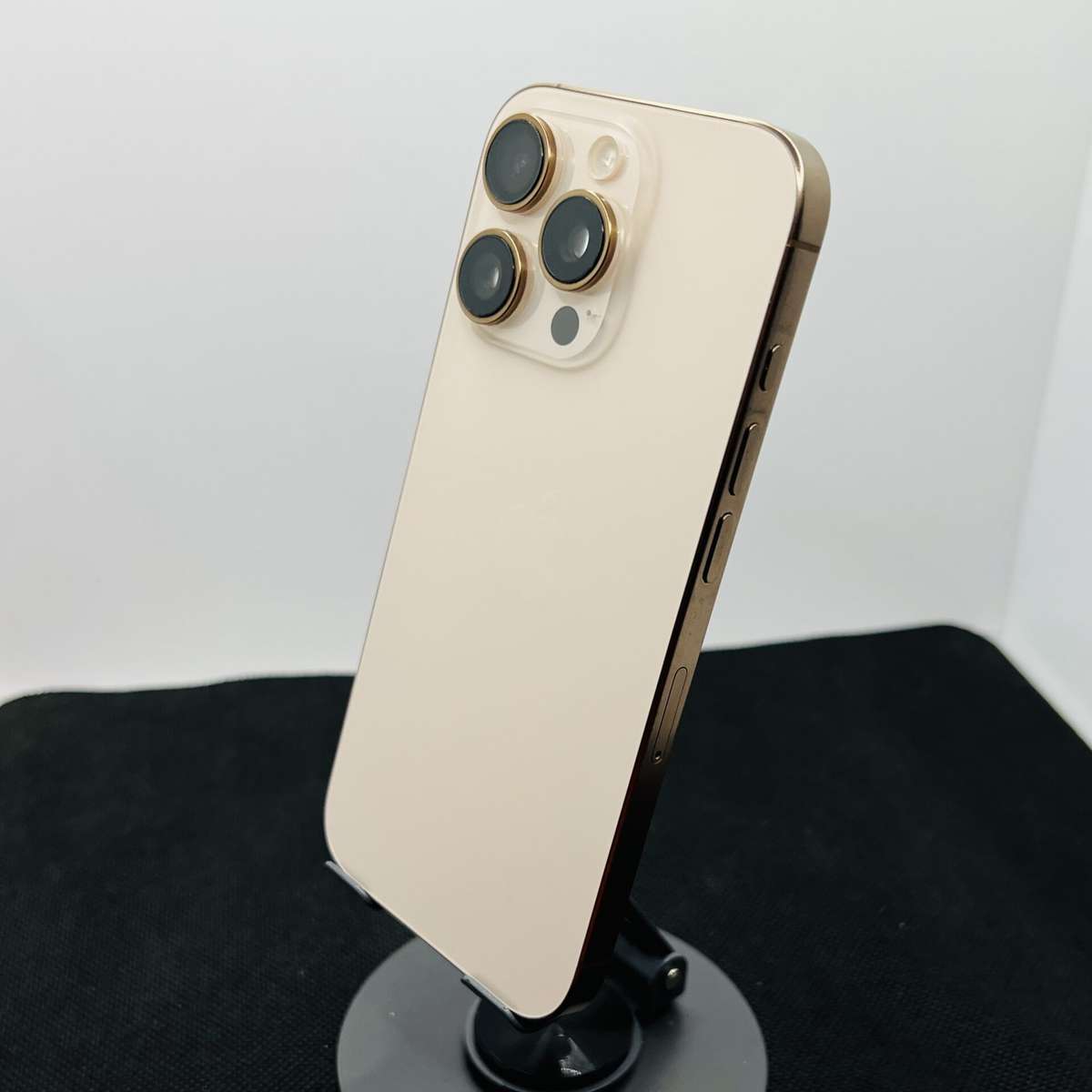 Apple iPhone 16 Pro 256GB Desert Titanium (Condition: Good)