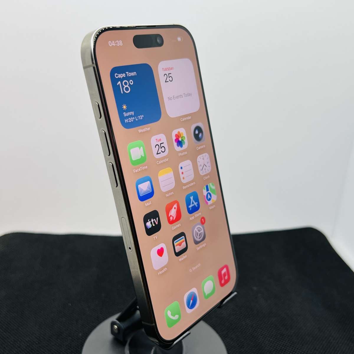 Apple iPhone 16 Pro 256GB Natural Titanium (Condition: Good)