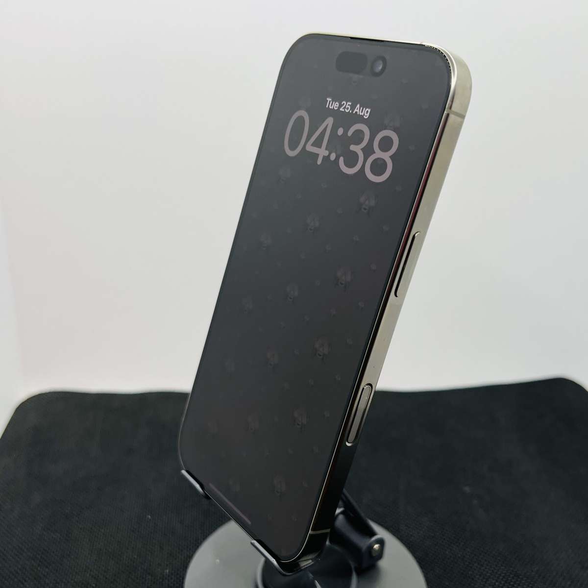 Apple iPhone 16 Pro 256GB Natural Titanium (Condition: Good)