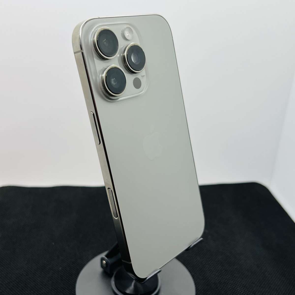 Apple iPhone 16 Pro 256GB Natural Titanium (Condition: Good)