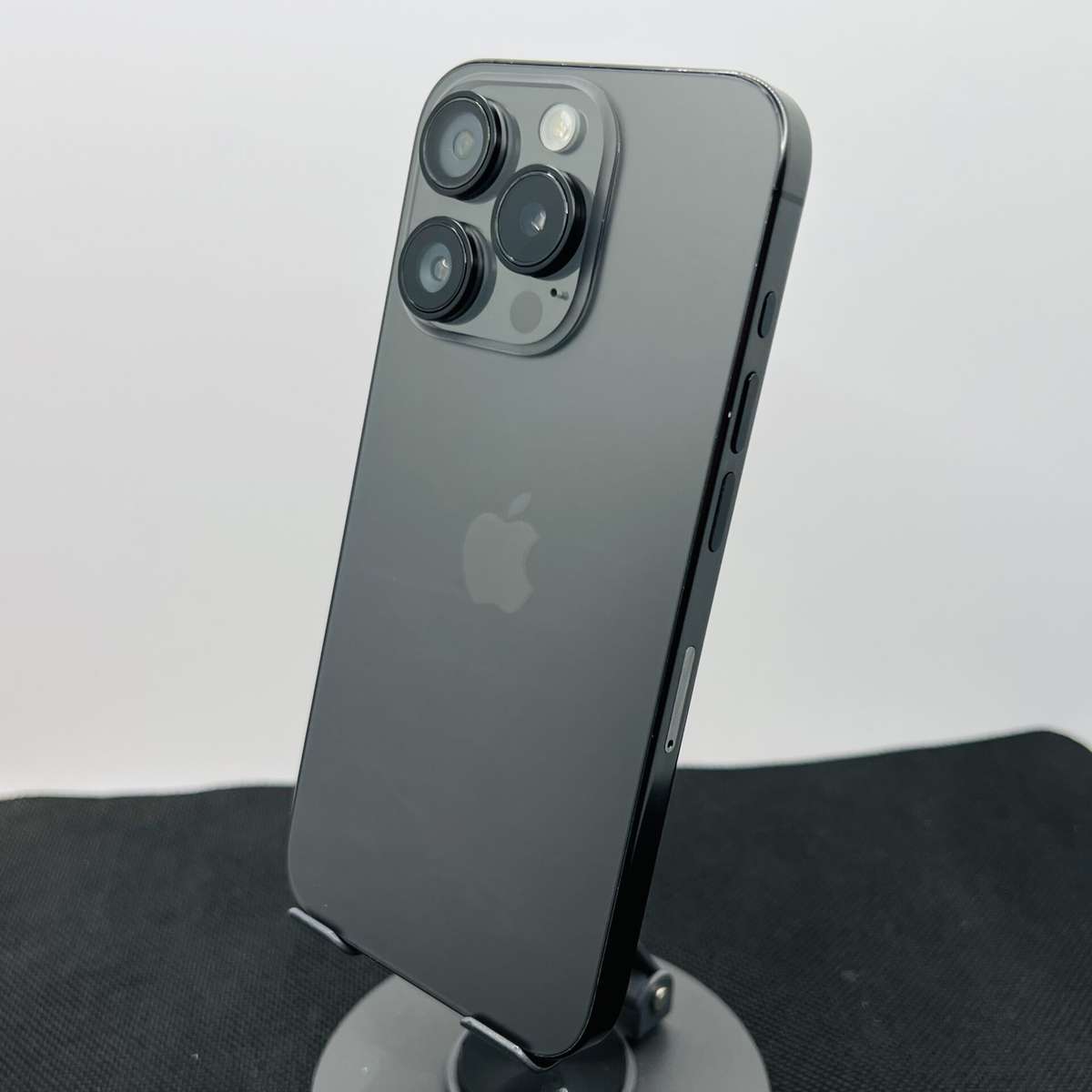 Apple iPhone 15 Pro 128GB Black Titanium - No NFC (Tap To Pay) (Condition: Good)