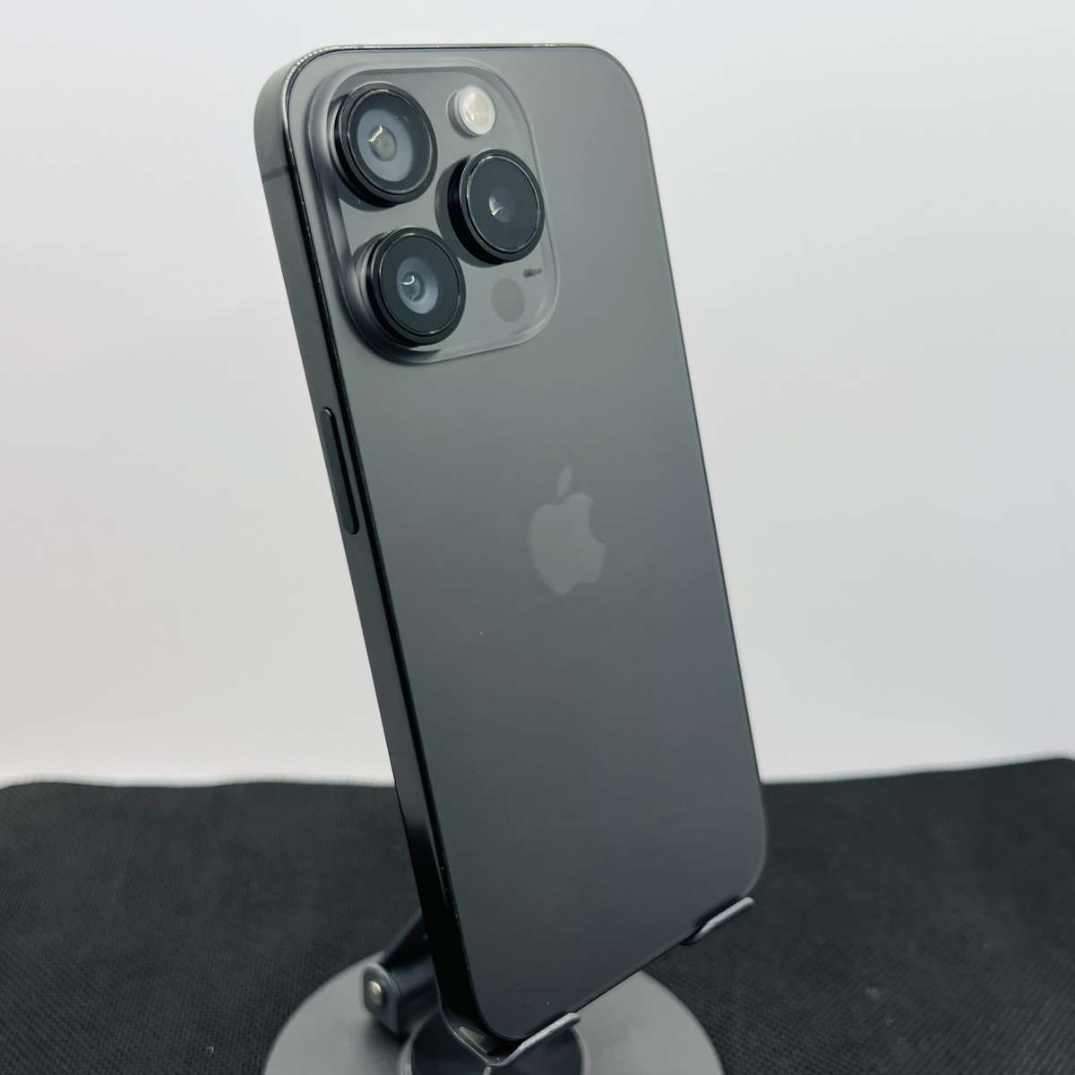 Apple iPhone 15 Pro 128GB Black Titanium - No NFC (Tap To Pay) (Condition: Good)
