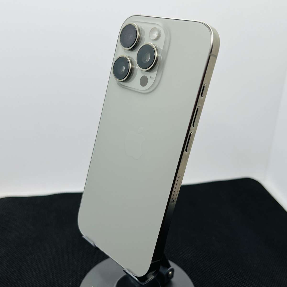 Apple iPhone 16 Pro 256GB Natural Titanium (Condition: Good)
