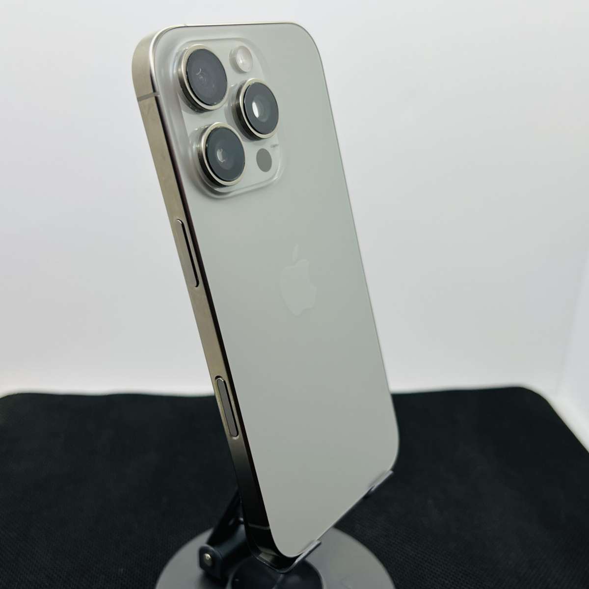Apple iPhone 16 Pro 256GB Natural Titanium (Condition: Good)