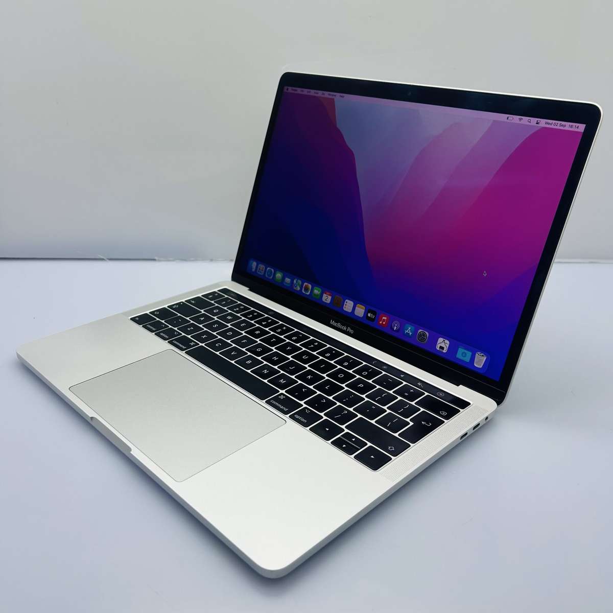 Apple MacBook Pro 13-inch "Core i5" 2.9GHz (2016/Touch Bar) 8GB RAM 512GB SSD Silver (Condition: ...