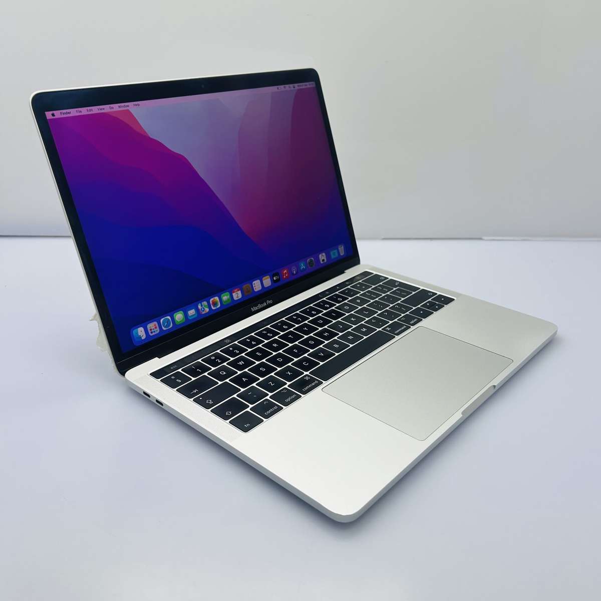 Apple MacBook Pro 13-inch "Core i5" 2.9GHz (2016/Touch Bar) 8GB RAM 512GB SSD Silver (Condition: ...