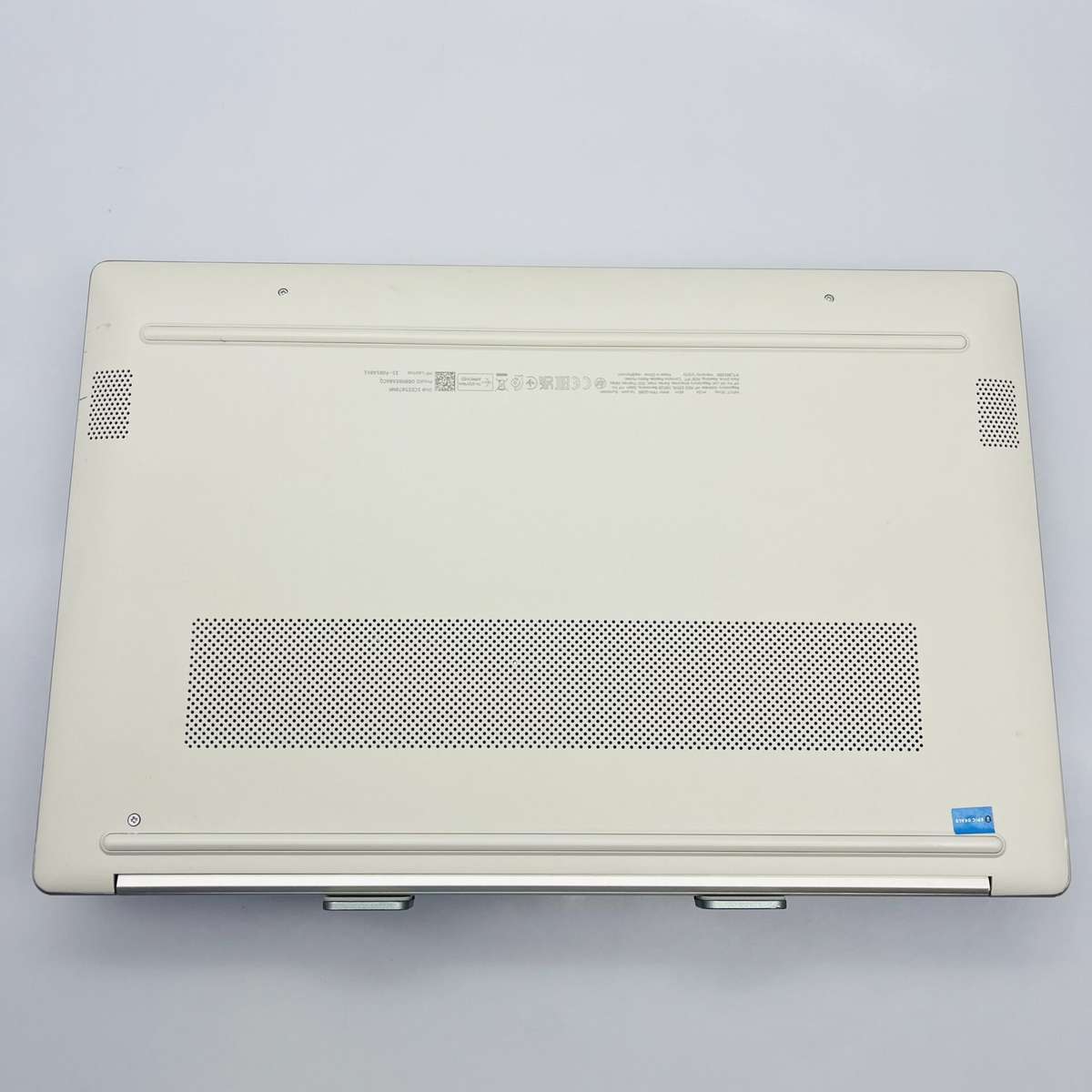HP 15-fd0148ni "Core 5 120U" 1.40GHz 24GB RAM 512GB SSD Natural Silver (Condition: Good)