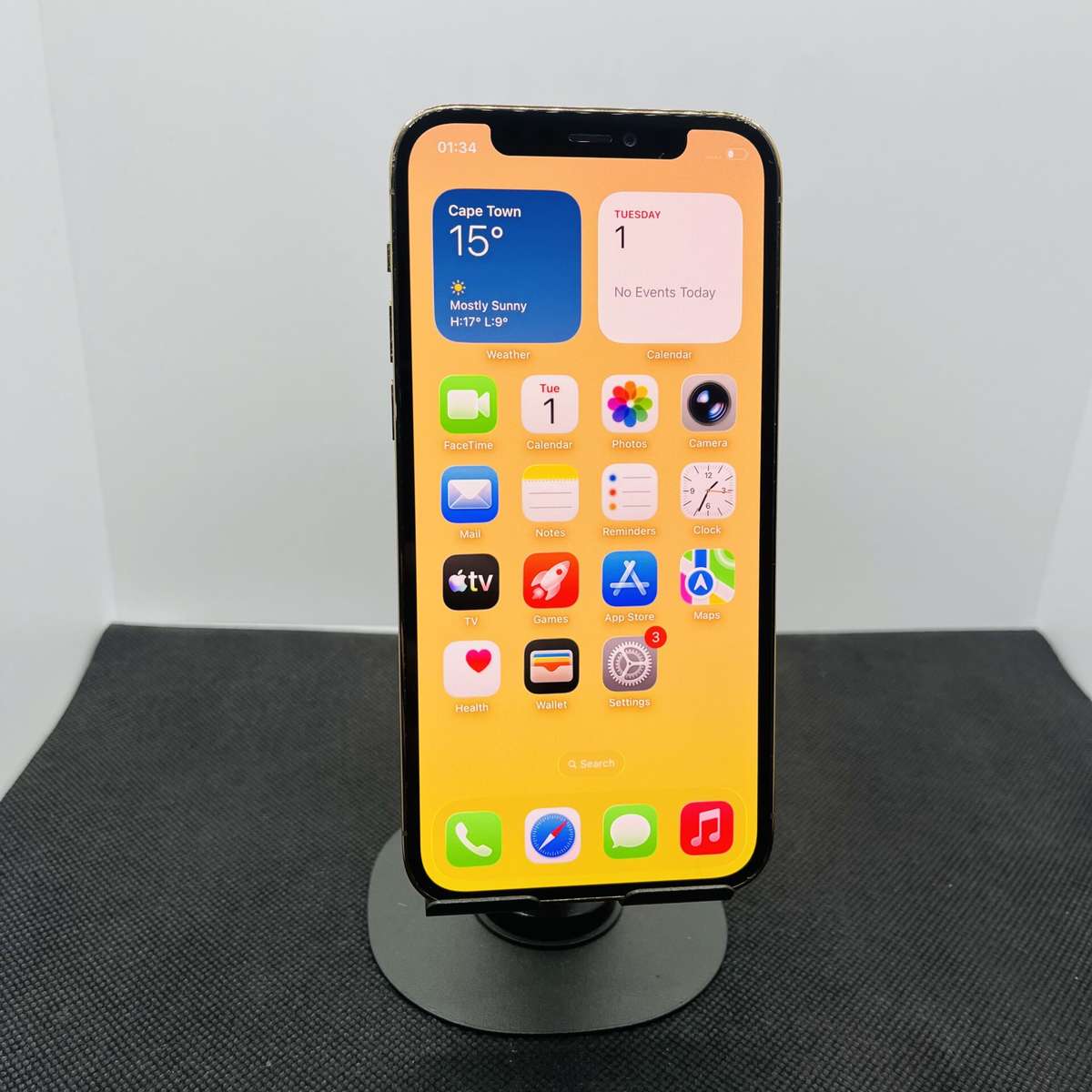 Apple iPhone 12 Pro 256GB Gold (Condition: Good)