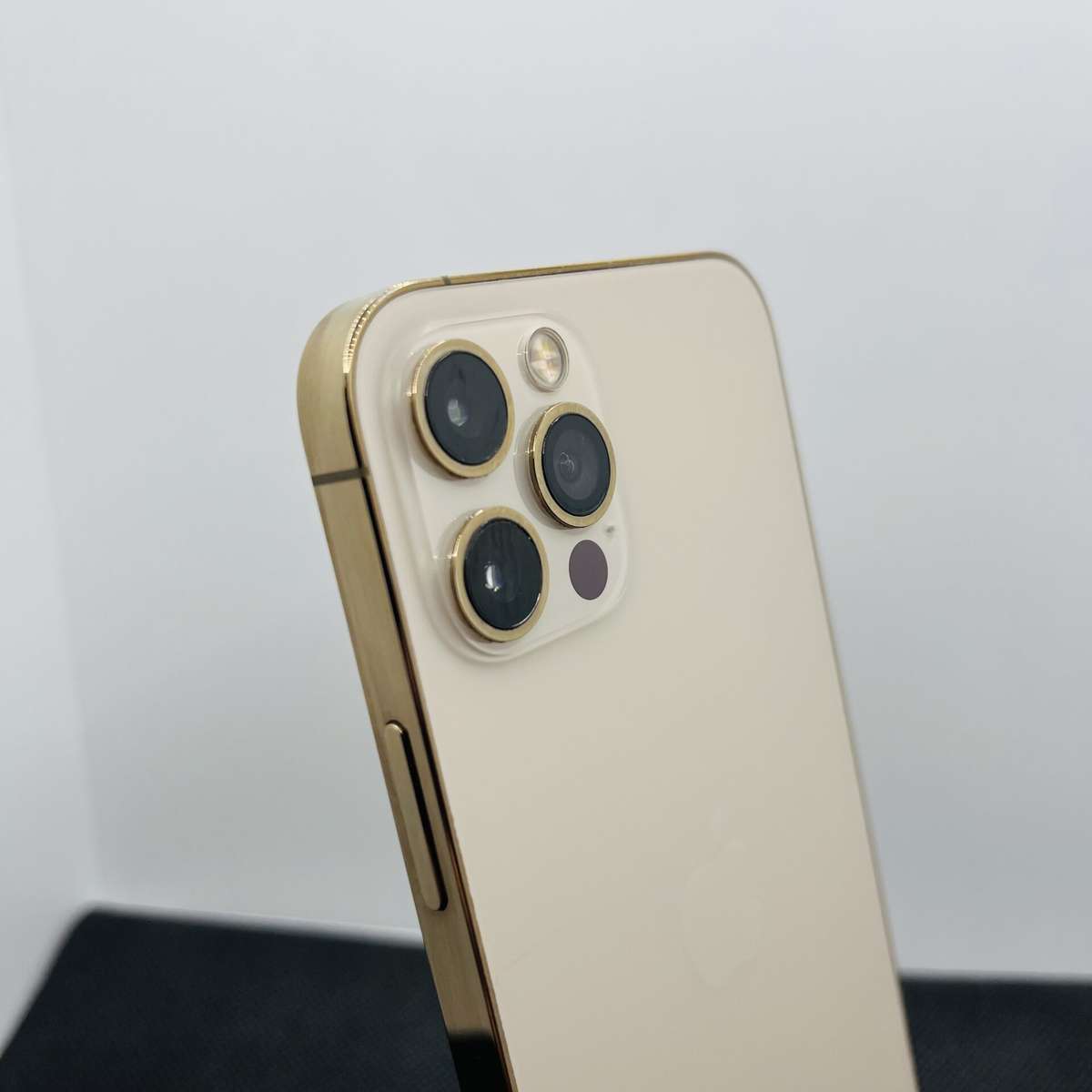 Apple iPhone 12 Pro 256GB Gold (Condition: Good)