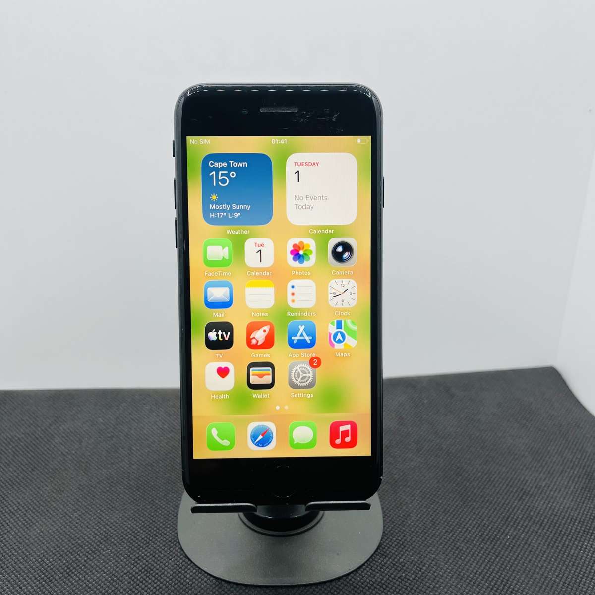 Apple iPhone SE (2022) 128GB Midnight (Condition: Good)