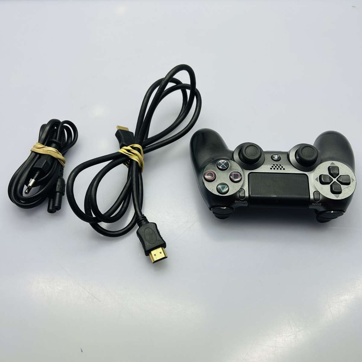 Sony PlayStation 4 Original 1TB Black + Power Cable + HDMI Cable + 1x Controller - Slow Disc Driv...