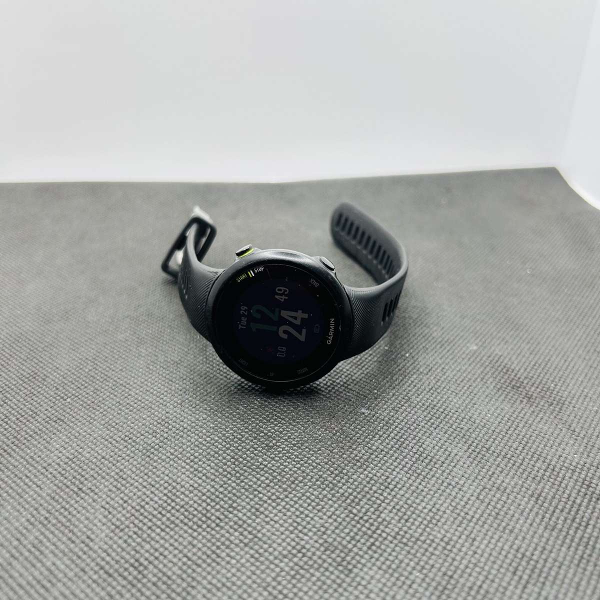 Garmin Forerunner 45 Black - Weak Battery (Condition: Good)