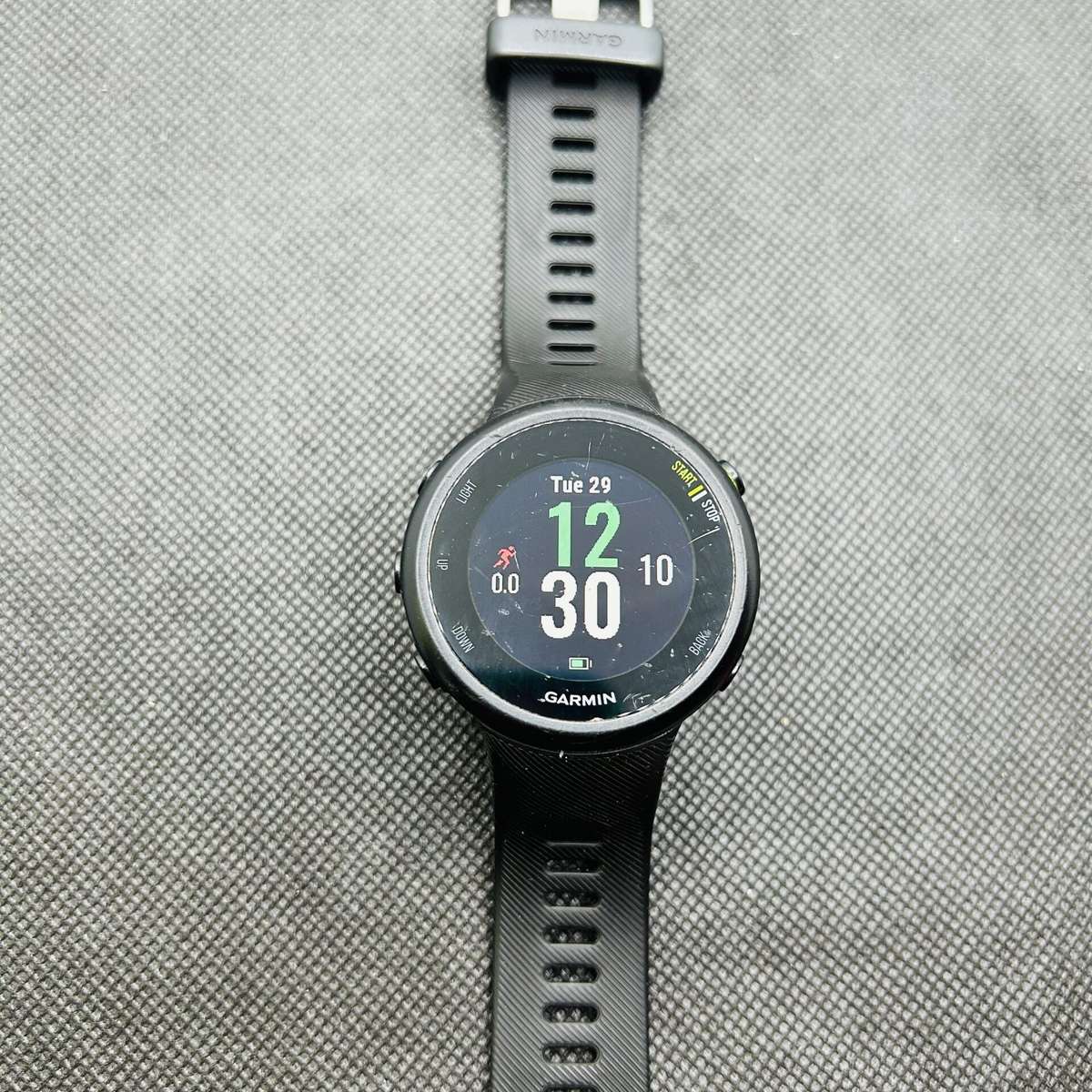 Garmin Forerunner 45 Black - Weak Battery (Condition: Good)