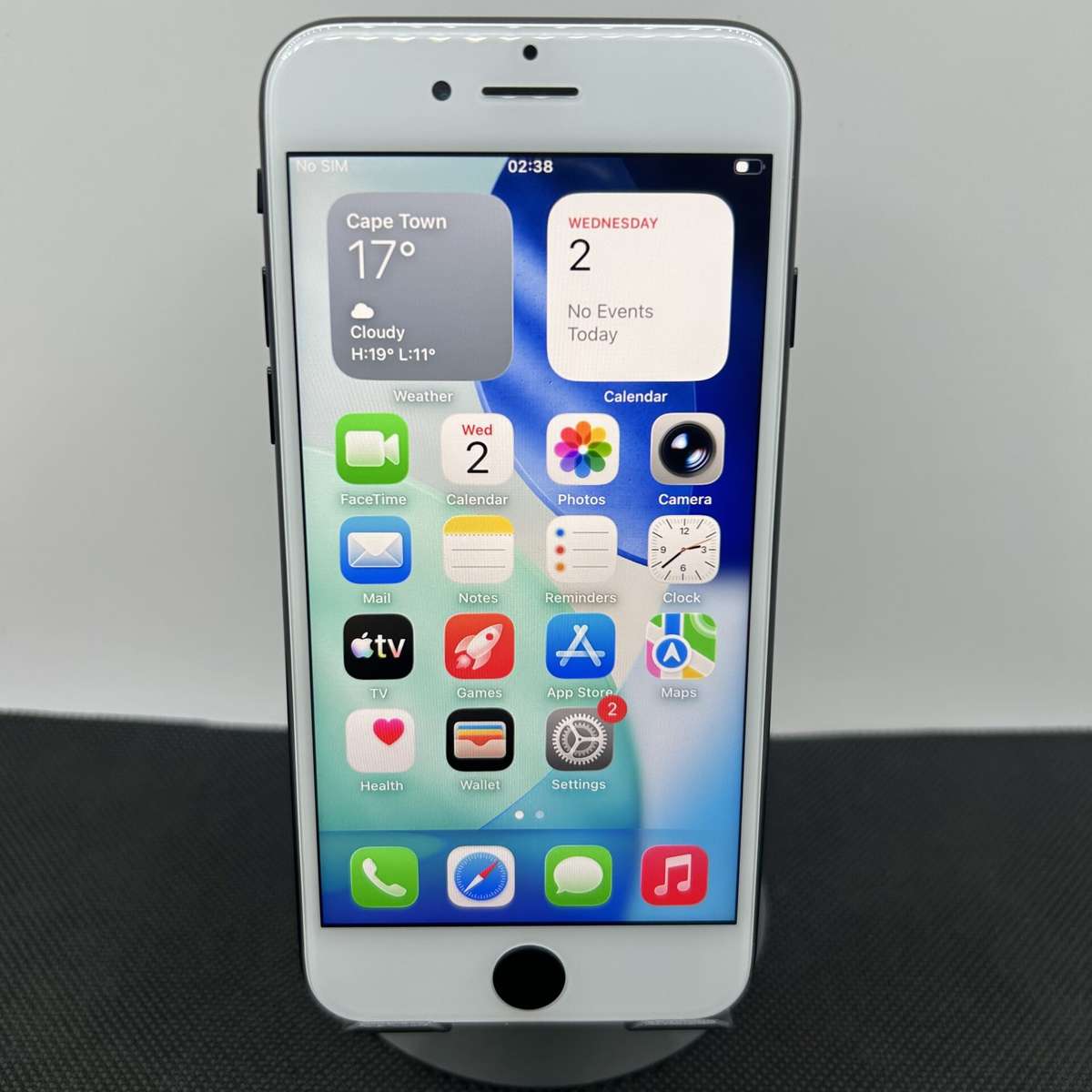 Apple iPhone SE (2020) 128GB Black/White (Condition: Good)