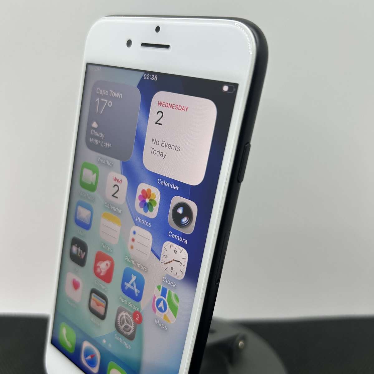 Apple iPhone SE (2020) 128GB Black/White (Condition: Good)