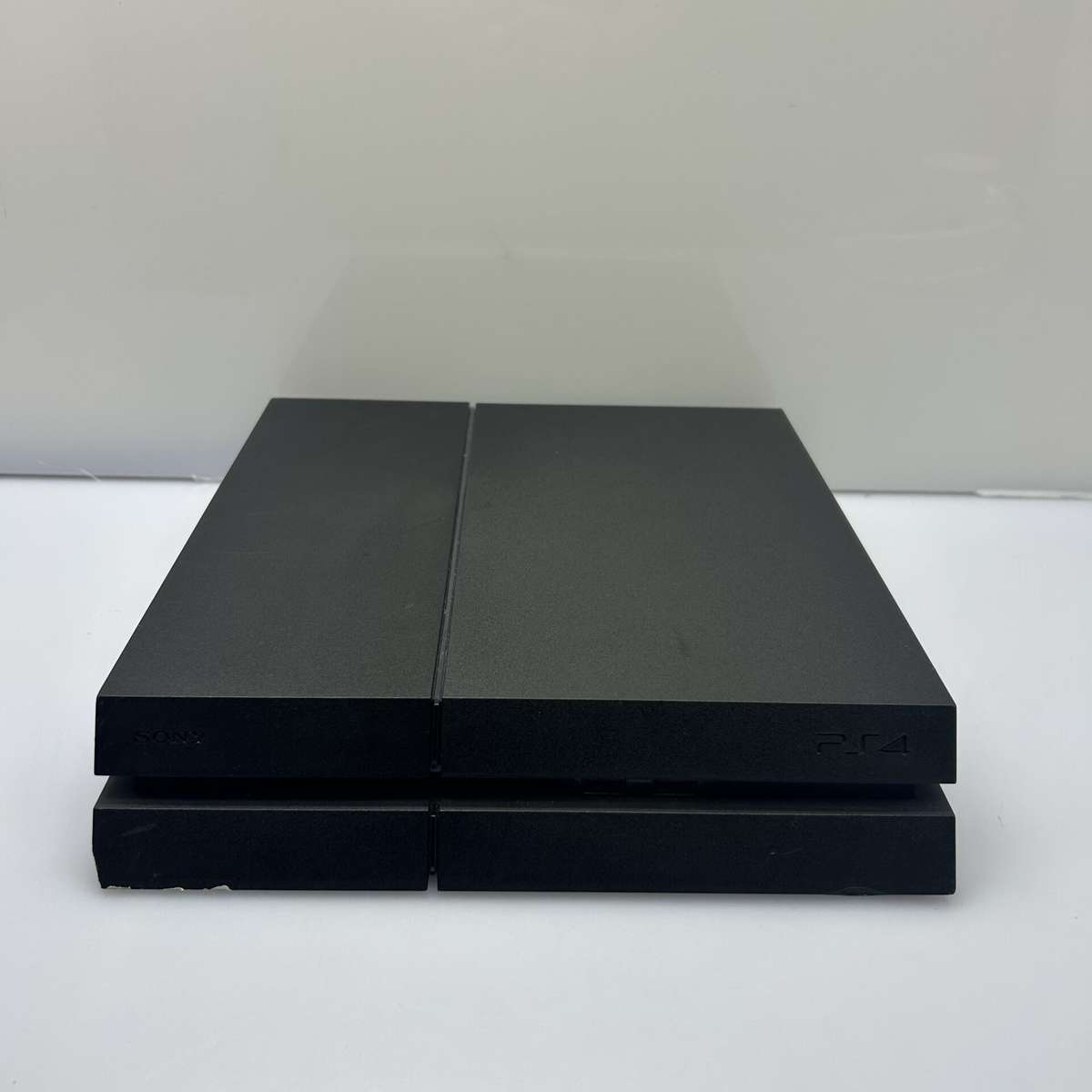Sony PlayStation 4 500GB Black + Controller + 2 Games + HDMI + Power Cable (Condition: Good)