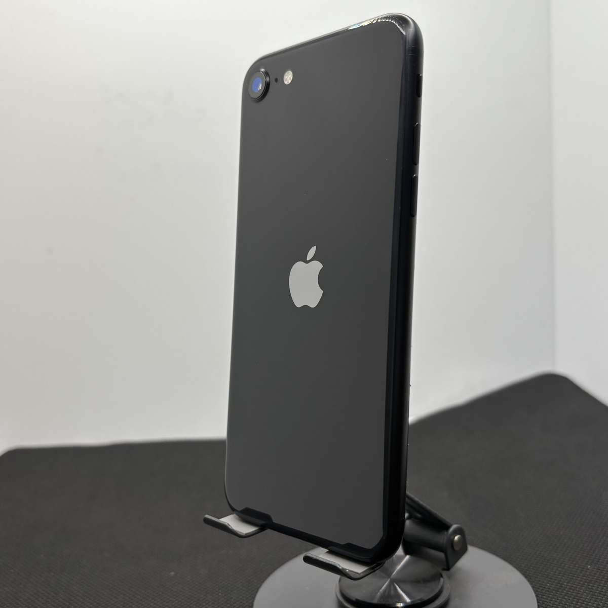 Apple iPhone SE (2020) 64GB Black (Condition: Excellent)