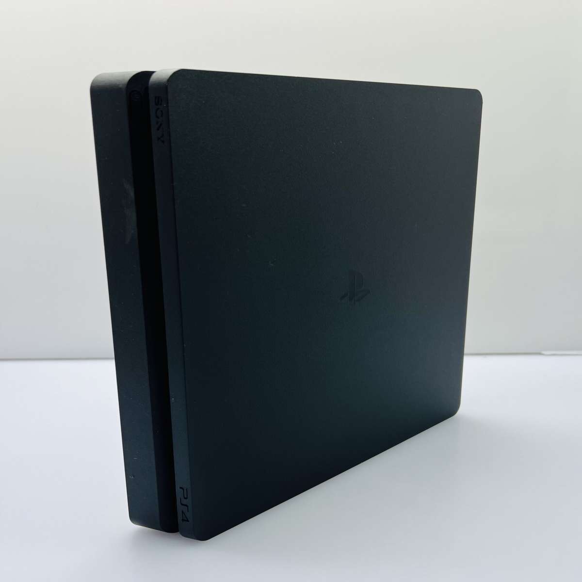 Sony PlayStation 4 Slim 1TB Black + HDMI Cable + Power Cable + 1 Controller (Condition: Good)