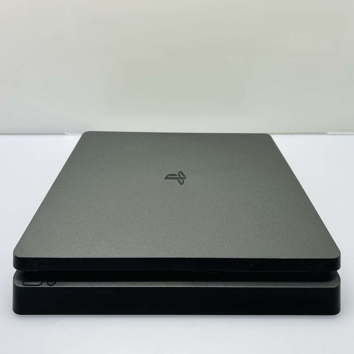 Sony PlayStation 4 Slim 1TB Black + HDMI Cable + Power Cable + 1 Controller (Condition: Good)