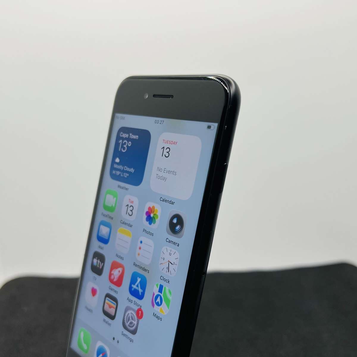 Apple iPhone SE (2020) 64GB Black (Condition: Good)