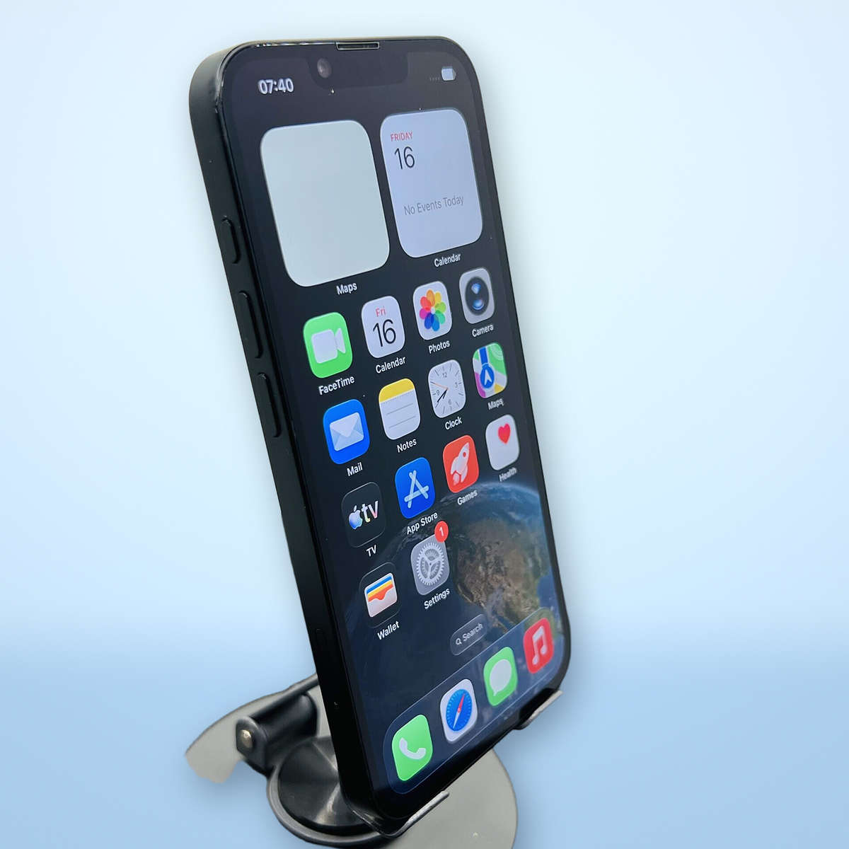 Apple iPhone 17e 256GB Black (Condition: Good)