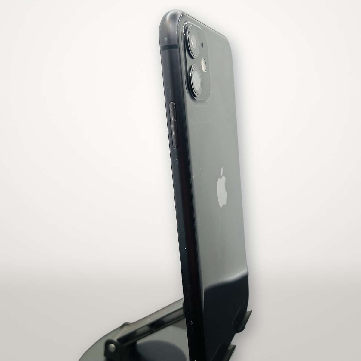 Apple iPhone 11 64GB Black (Condition: Good)