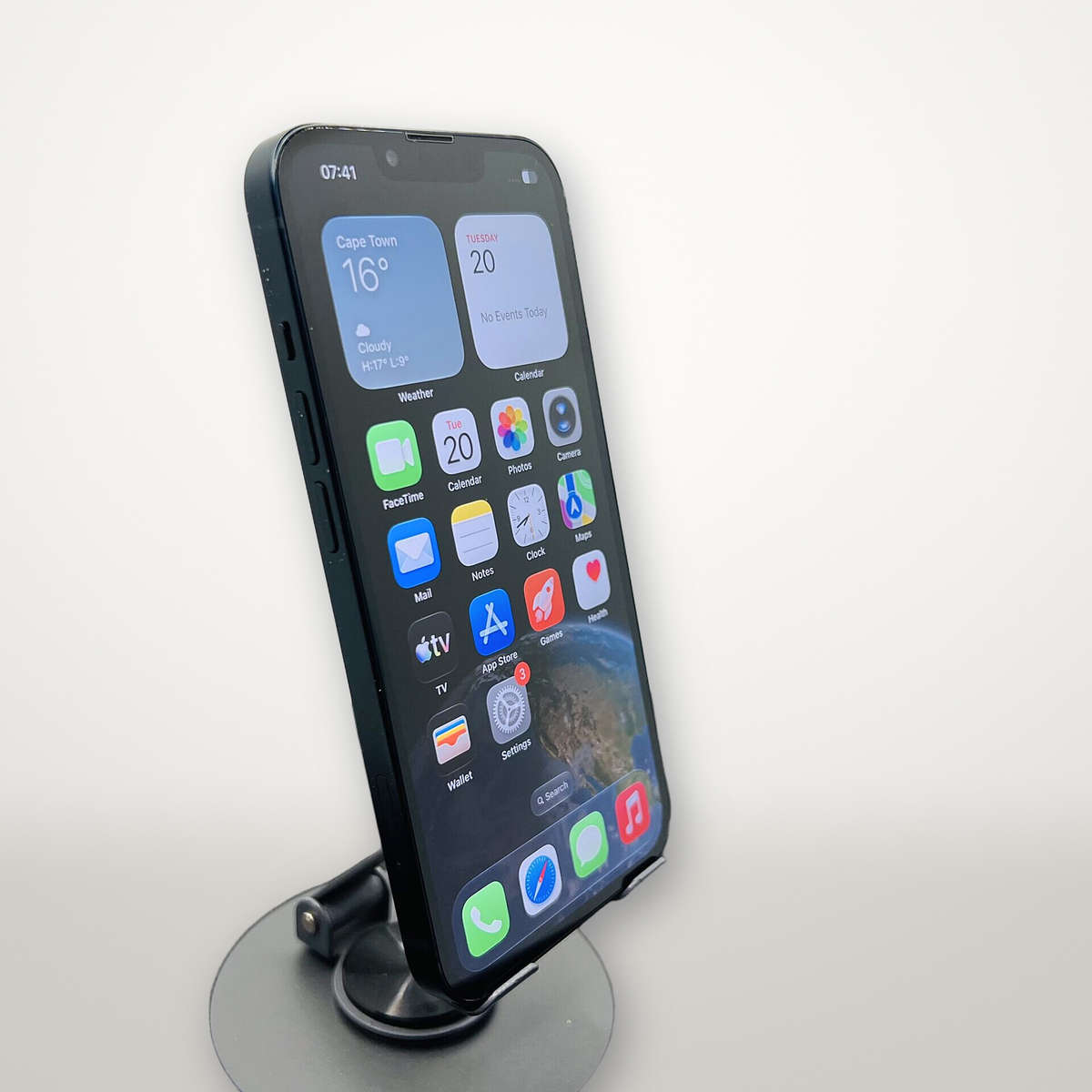 Apple iPhone 13 128GB Midnight (Condition: Good)