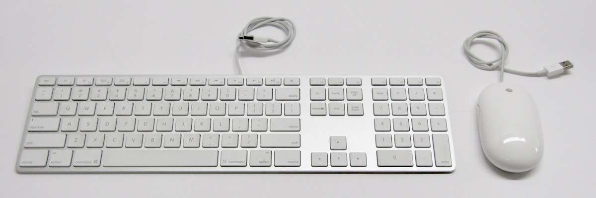 Apple Wired Keyboard & Mouse set