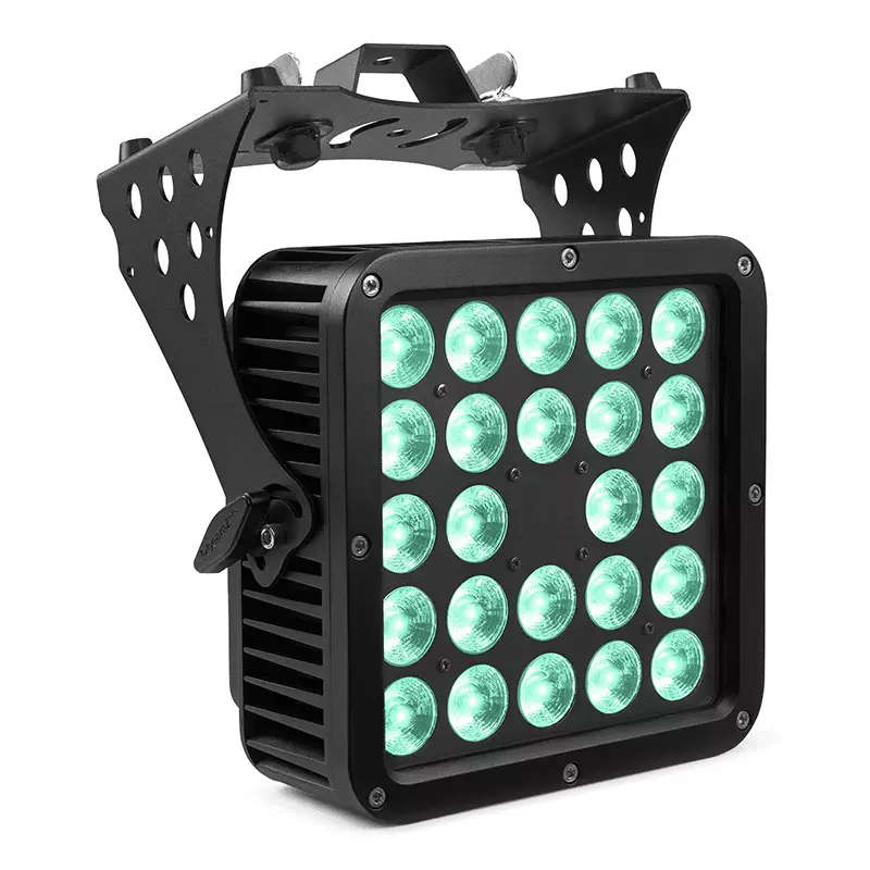 BEAMZPRO STARCOLOR205 LED FLOOD LIGHT IP65 24X 10W RGBA
