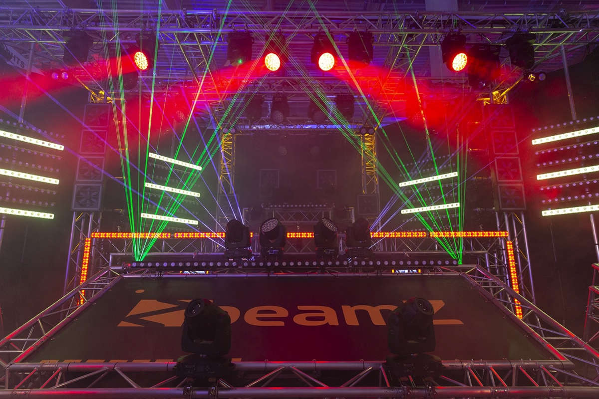 BEAMZ LCB14C LED BAR 14X 4W RGBW IP20