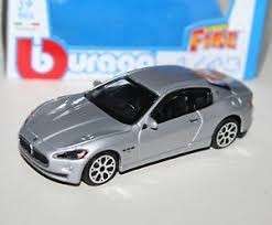 Novelty Mini Erasers (10 assorted)