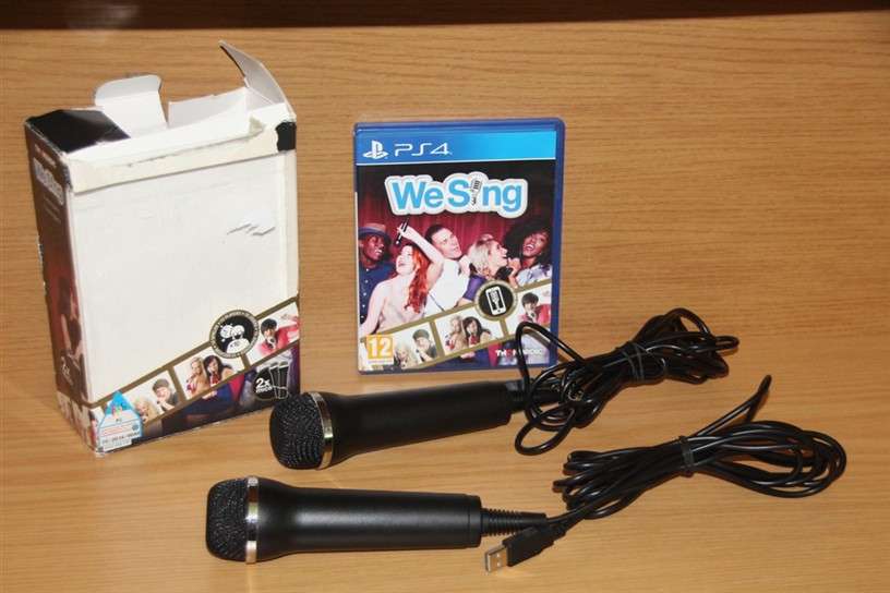 PS4 We Sing Game with x2 Microphones