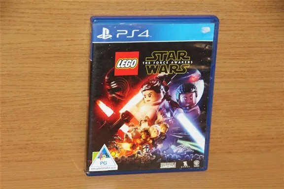 PS4 Lego Star Wars The Force Awakens