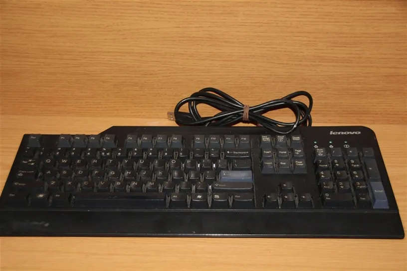 Lenovo keyboard, in excellent and 100% working condition