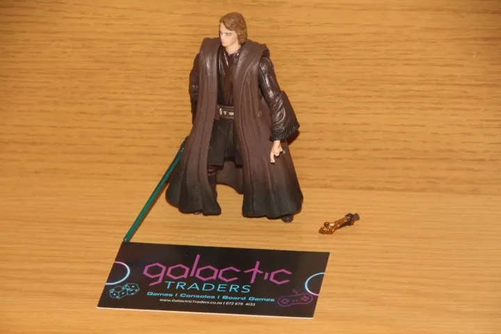 Star Wars 2004 Anakin Skywalker Figurine `