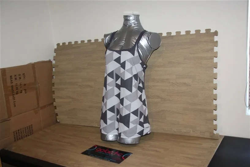 Polyester Grey patterned Tank top, Size Small
