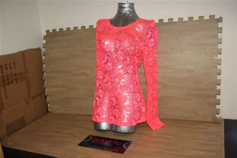 Polyester see-through pink floral longsleeved shirt, Size Large