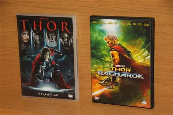 DVD Marvel Studios Thor and Thor Ragnarok Set