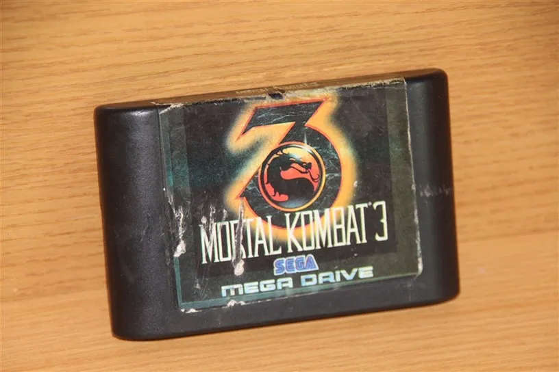 Retro Sega Mega Drive Mortal Kombat 3 Game Cartridge