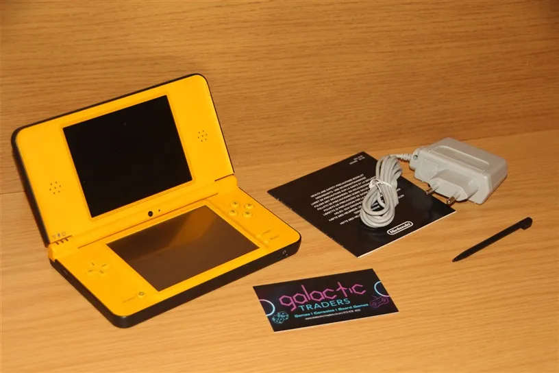Nintendo DSi XL Console