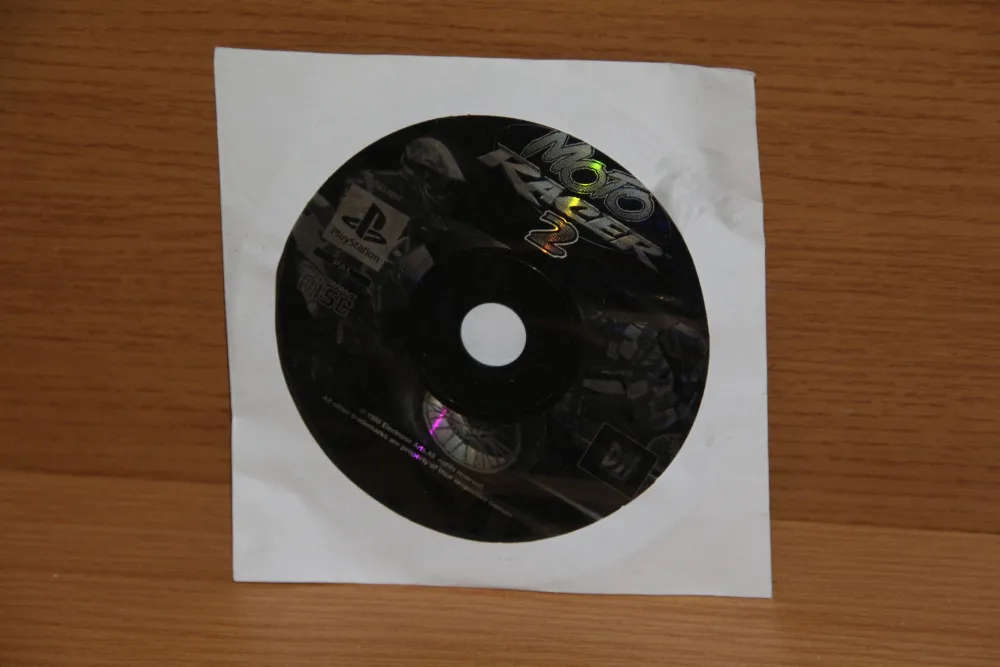 PS1 Moto Racer 2 (no case)