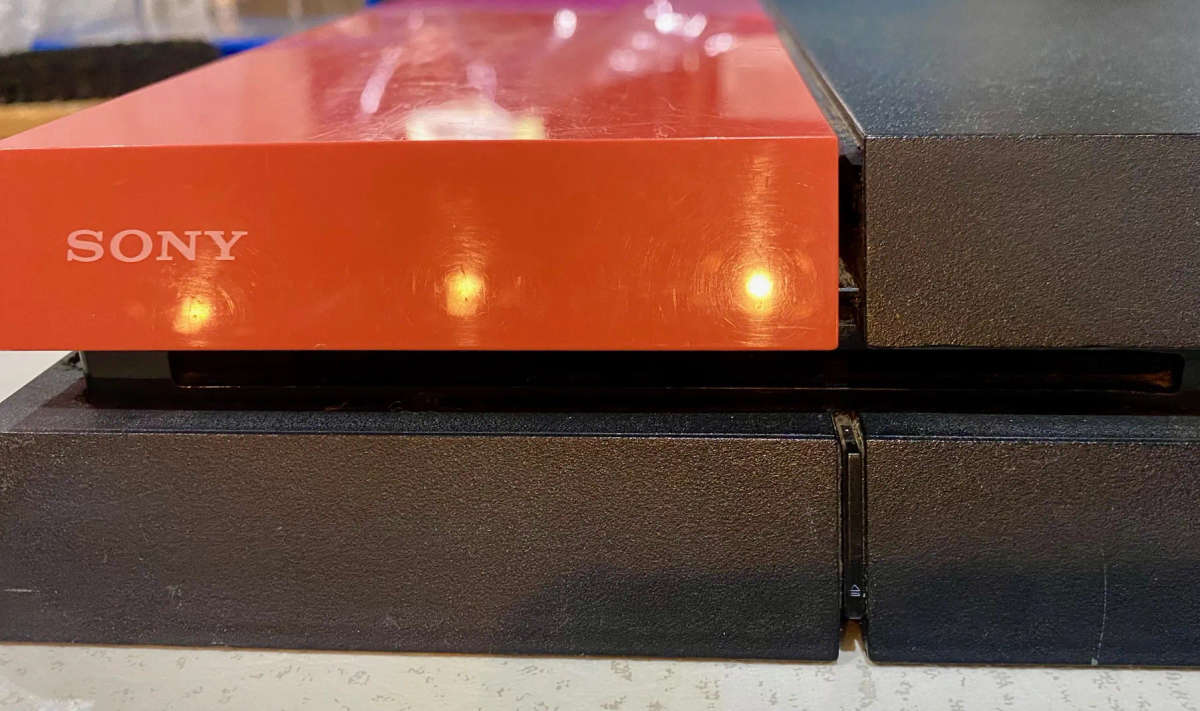 PlayStation 4 (ps4) Console CUH-1216A 500GB - PS4