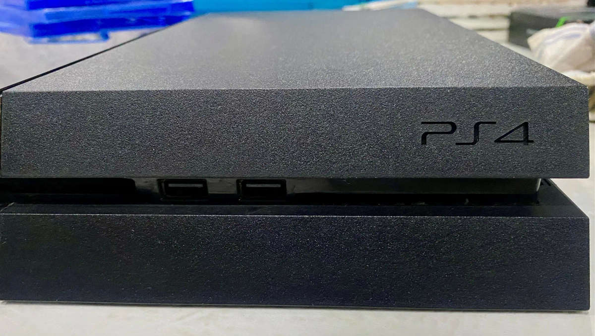 Playstation 4 (ps4) Console CUH-1004A 500GB - PS4