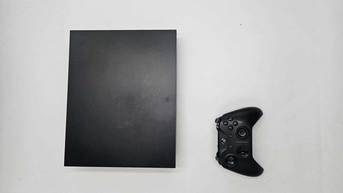 Xbox One X 1TB (Project Scorpio Edition)